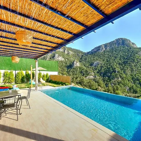 Cardin Villa